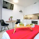 Apartino - Free Parking, 10 Minutes Walk To Centre, Nespresso, Netflix *
