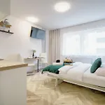 Διαμέρισμα Apartino - Free Parking, 10 Minutes Walk To Centre, Nespresso, Netflix
