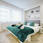 Apartino - Free Parking, 10 Minutes Walk To Centre, Nespresso, Netflix Μπρνο