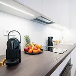 Apartino - Free Parking, 10 Minutes Walk To Centre, Nespresso, Netflix *