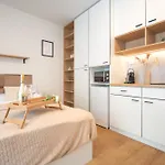 Apartino - Free Parking, 10 Minutes Walk To Centre, Nespresso, Netflix Διαμέρισμα Μπρνο
